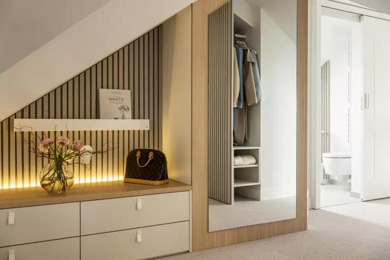 Turm Suite Garderobe